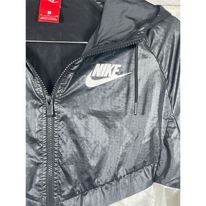 Nike Women's Windrunner Jacket Black Hooded Windbreaker Size S